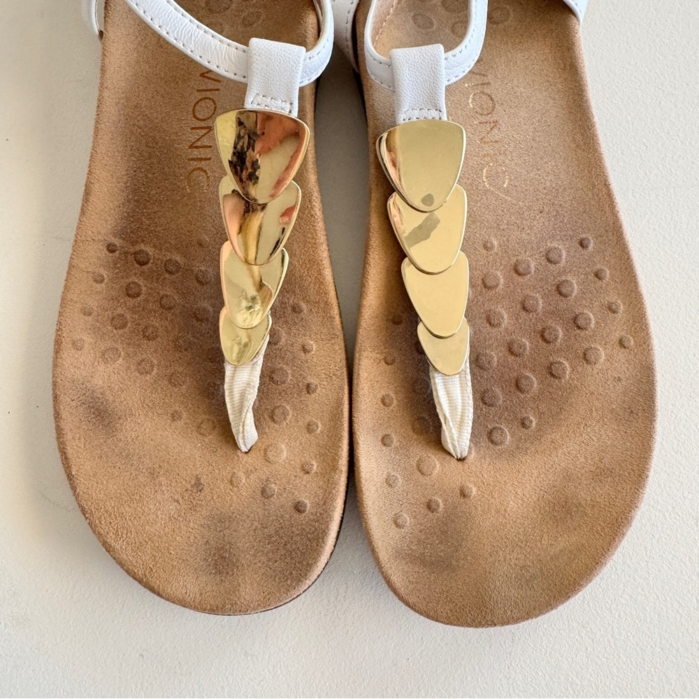 Vionic - Miami Toe Post Sandals in White and Gold - Picture 3 of 5